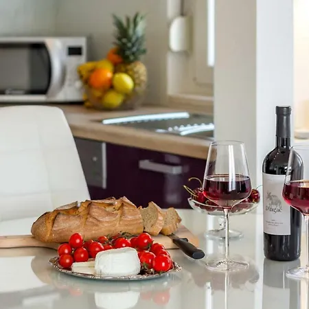 Apartamento Nika *