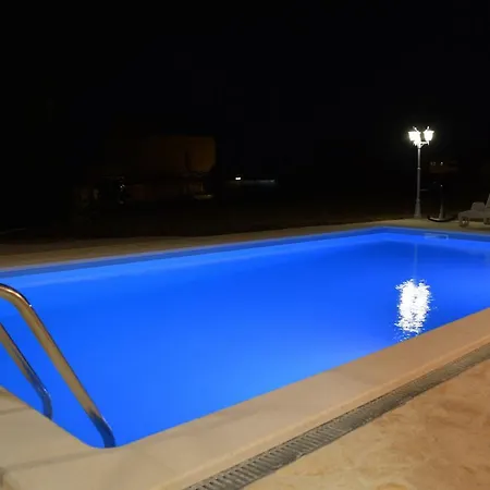 Nika Apartamento